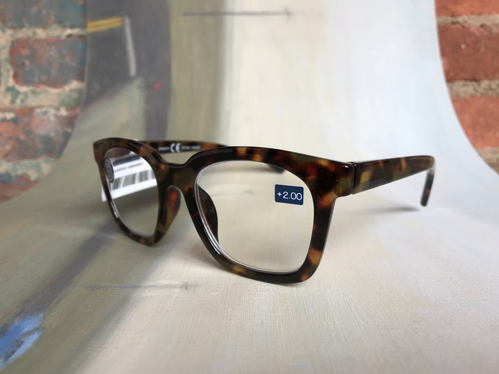 Onatorobi Peepers To the Max Readers